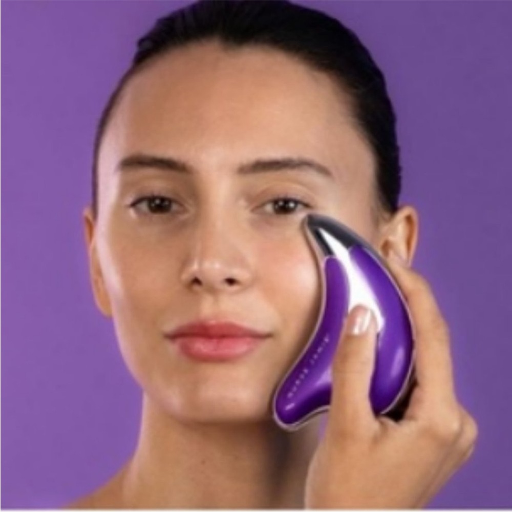 COPY - NIB Nurse Jamie Massaging Facial Tool - Picture 3 of 9
